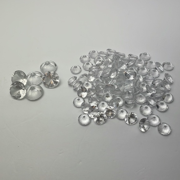 Acrylic Diamond Confetti - Picture 2 of 5